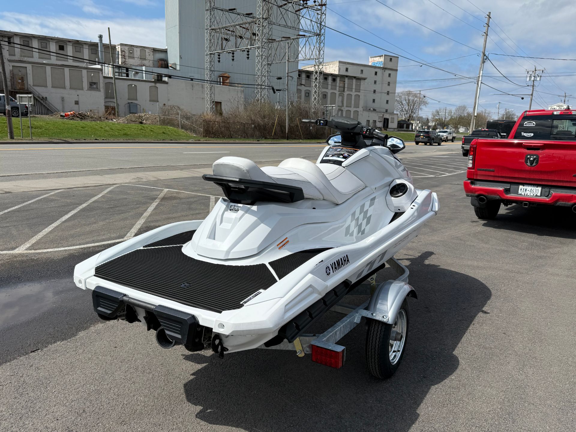 Pre-Owned 2023 Yamaha VX Cruiser HO with Audio - Image 3