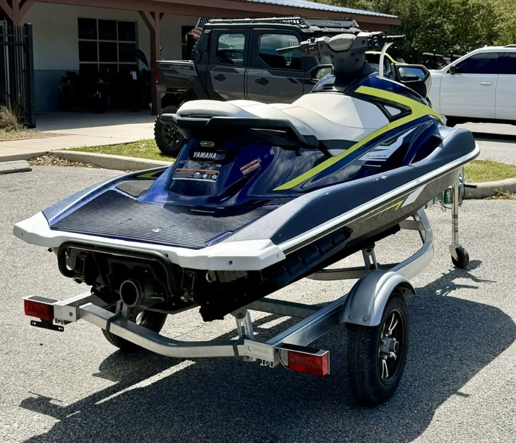 Pre-Owned 2020 Yamaha VX Deluxe - Image 6