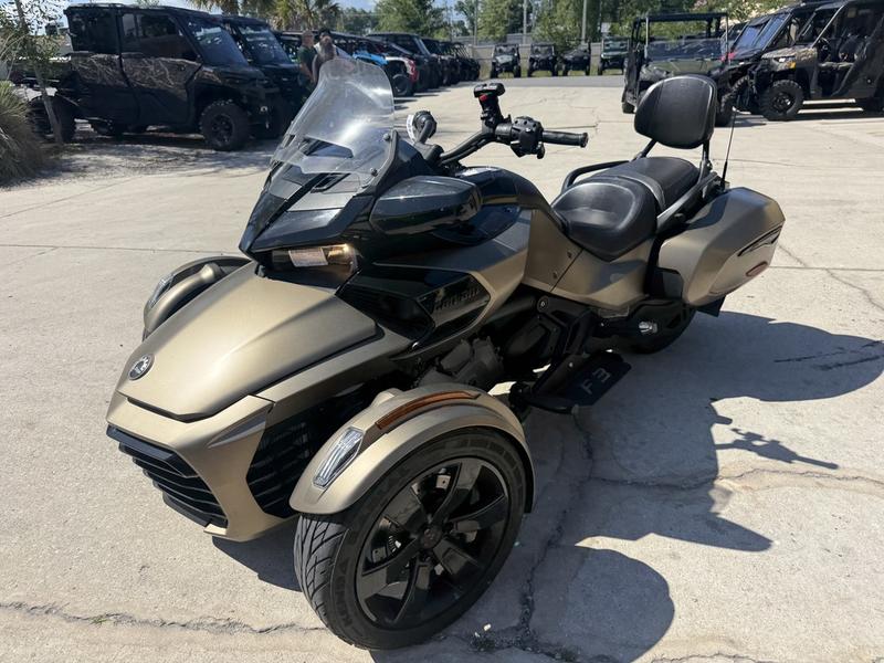 2019 Can-Am® Spyder® F3 — Three-Wheel Sport Roadster