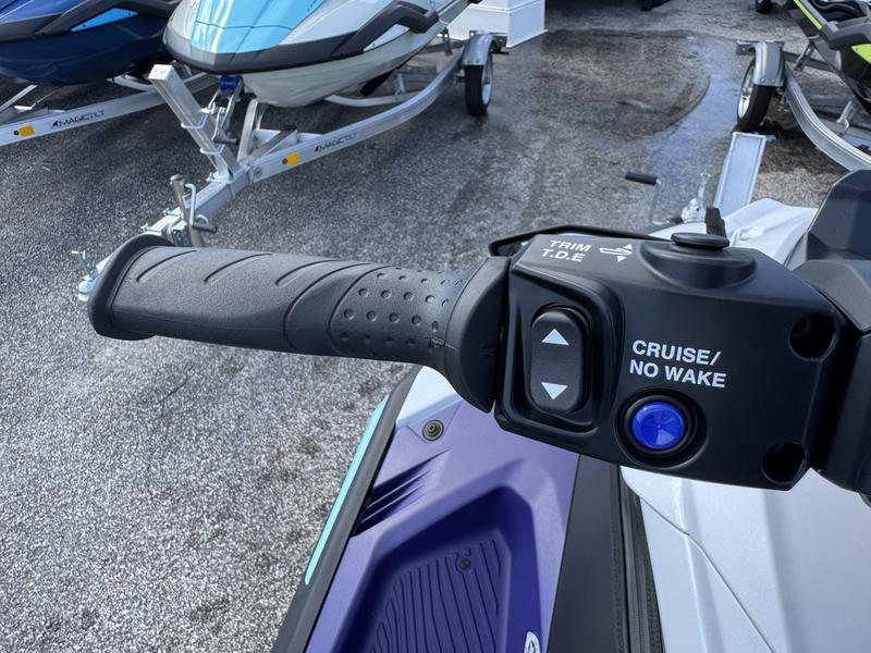 New 2025 Yamaha WaveRunners JetBlaster® LTD - Image 12